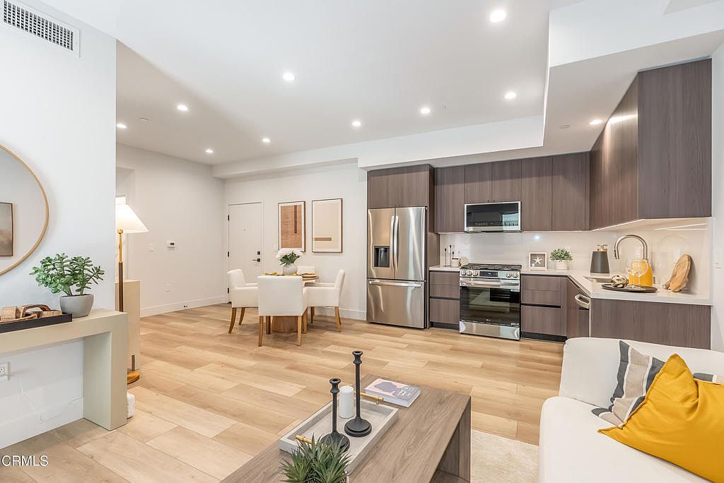 150 S Oak Knoll Ave #205 Pasadena, CA 91101 - Thumbnail 4