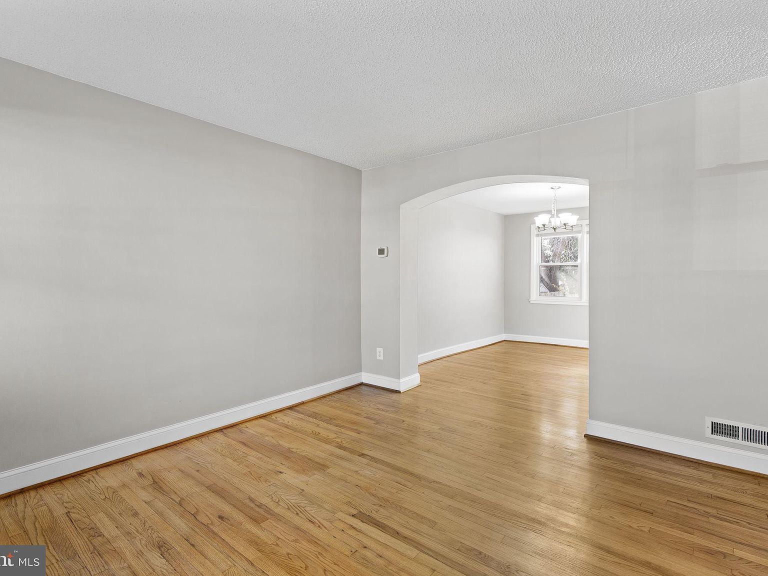 7571 Westfield Rd Baltimore, MD 21222 - Thumbnail 4