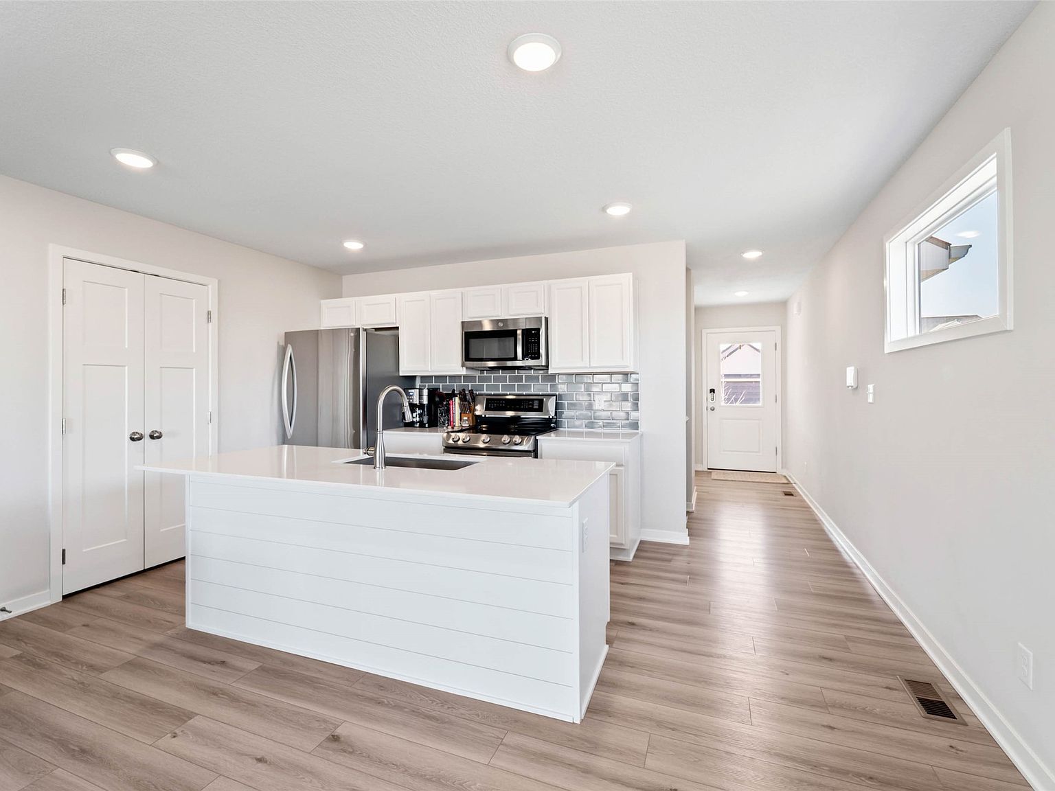 4416 NW 12th St Ankeny, IA 50023 - Thumbnail 4