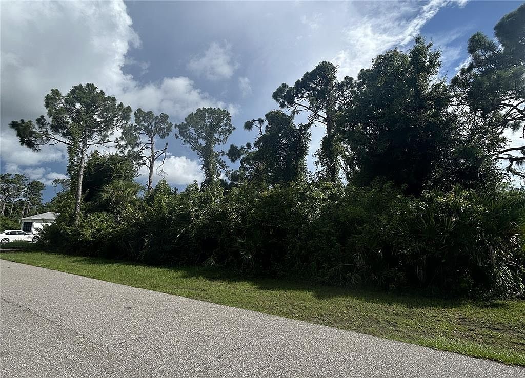 5383 Phelps Ln #6 Pt Charlotte, FL 33981 - Thumbnail 4