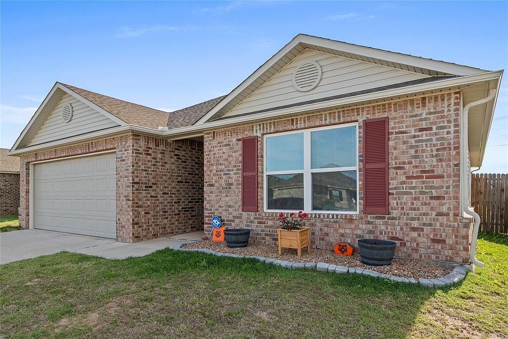 1319 Chuck Wagon Dr El Reno, OK 73036 - Thumbnail 4
