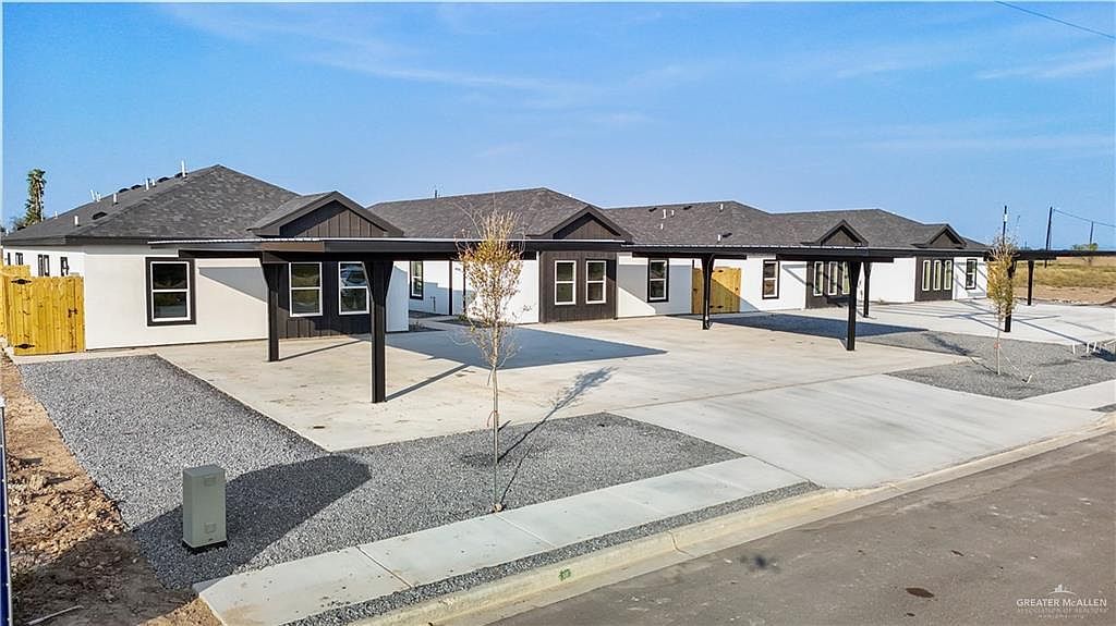 205 E Royal Palm Dr Mercedes, TX 78570 - Thumbnail 4