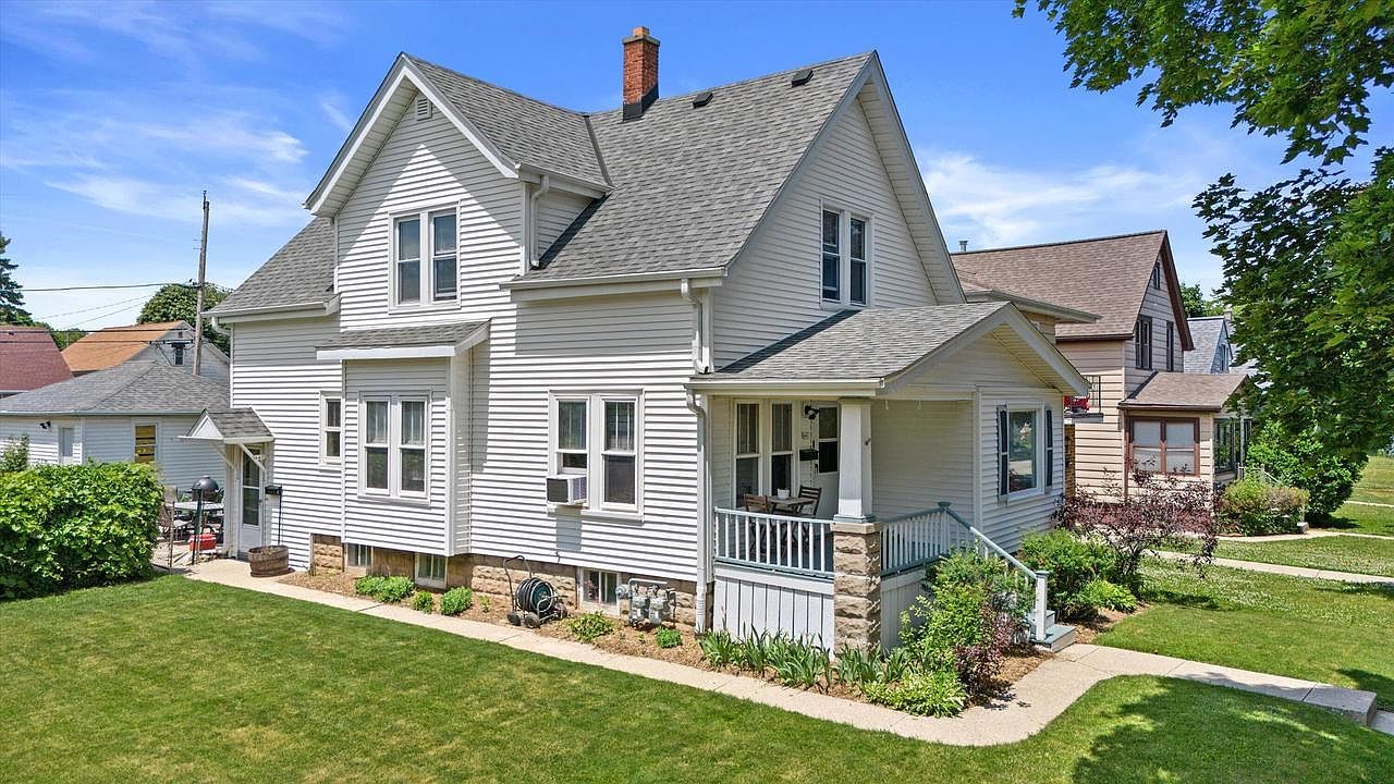 447 S 72nd St Milwaukee, WI 53214 - Thumbnail 4