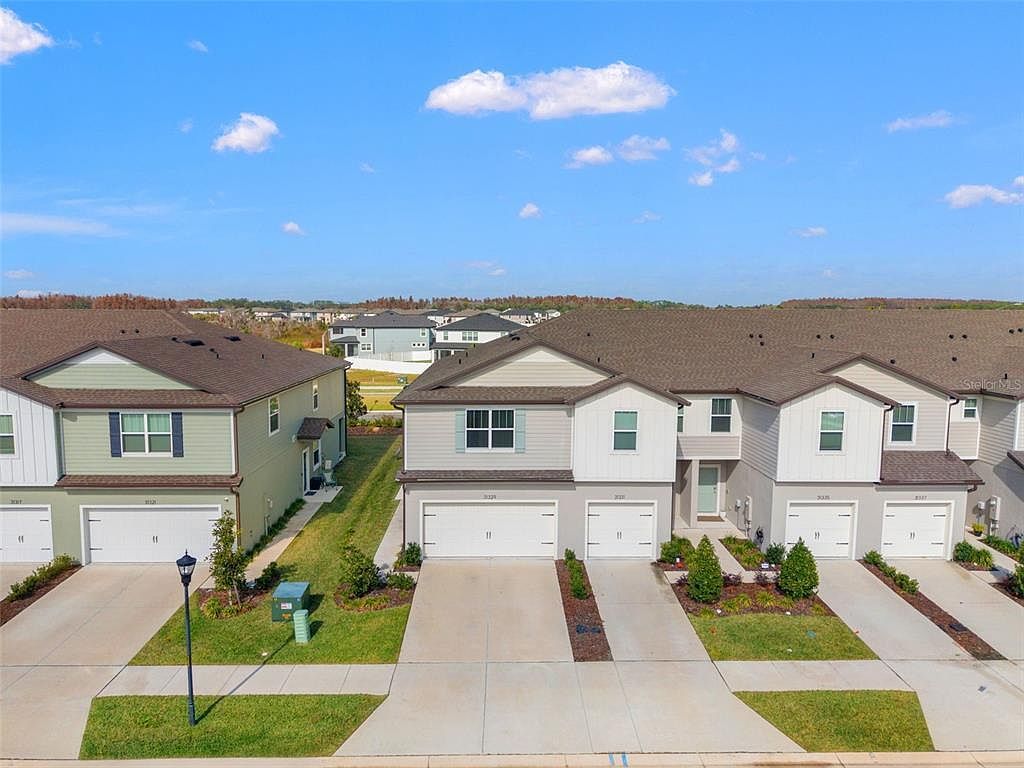 31329 Amberview Bnd Wesley Chapel, FL 33545 - Thumbnail 4