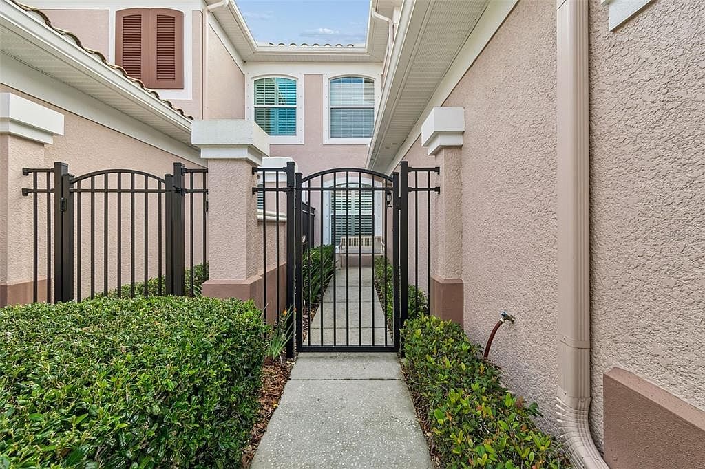 822 Lantern Way #102 Clearwater, FL 33765 - Thumbnail 4