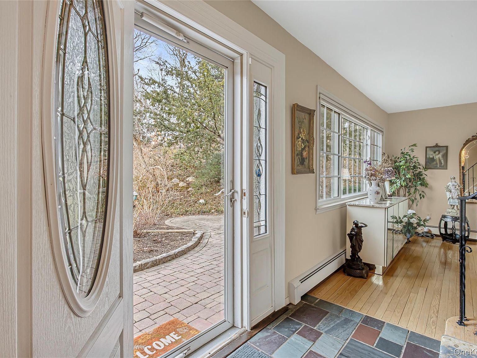 35 High Hills Ln Huntington Station, NY 11746 - Thumbnail 4