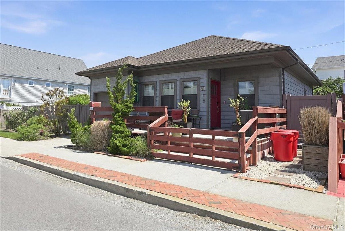 18 Clark St Long Beach, NY 11561 - Thumbnail 4