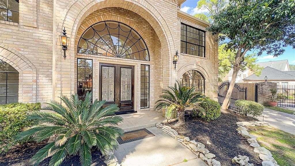 8006 Dutch Oak Cir Spring, TX 77379 - Thumbnail 4