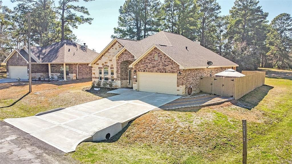 51 Fairway Dr Trinity, TX 75862 - Thumbnail 4