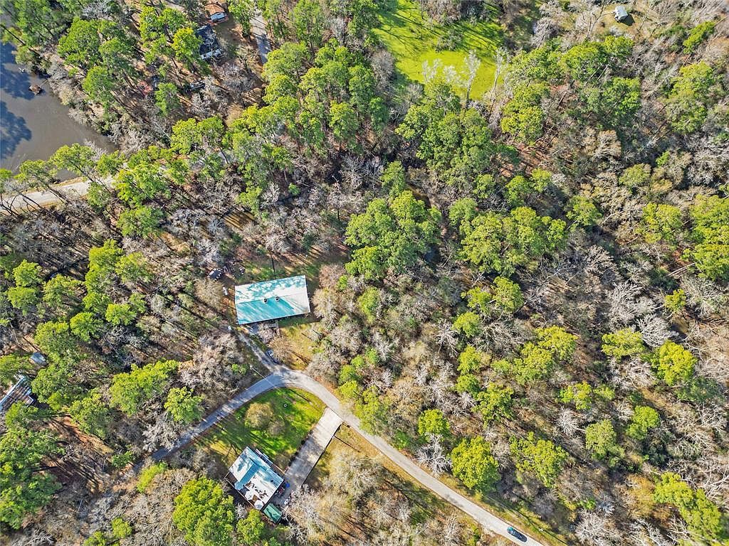 28 Hickory Bnd Huntsville, TX 77320 - Thumbnail 4