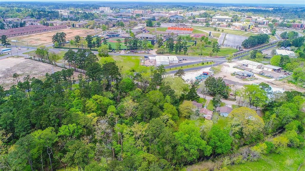 Bearkat Blvd Huntsville, TX 77340 - Thumbnail 4