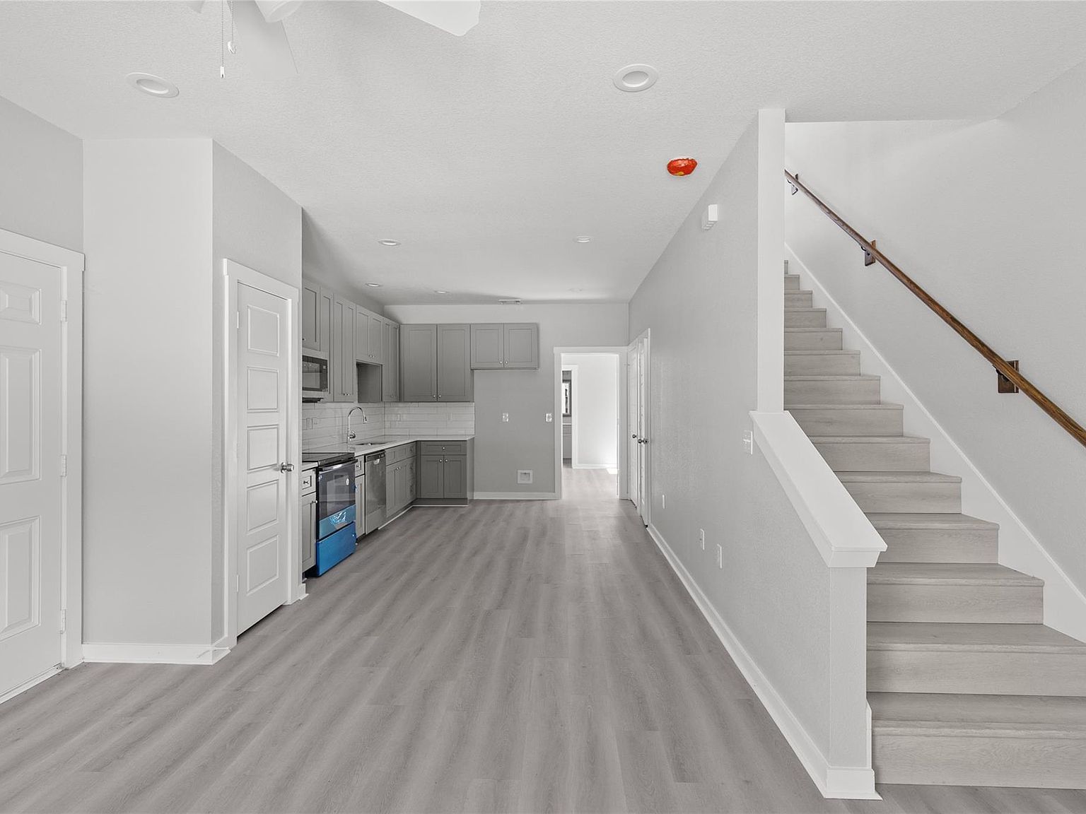 16985 Glenheath Montgomery, TX 77316 - Thumbnail 4