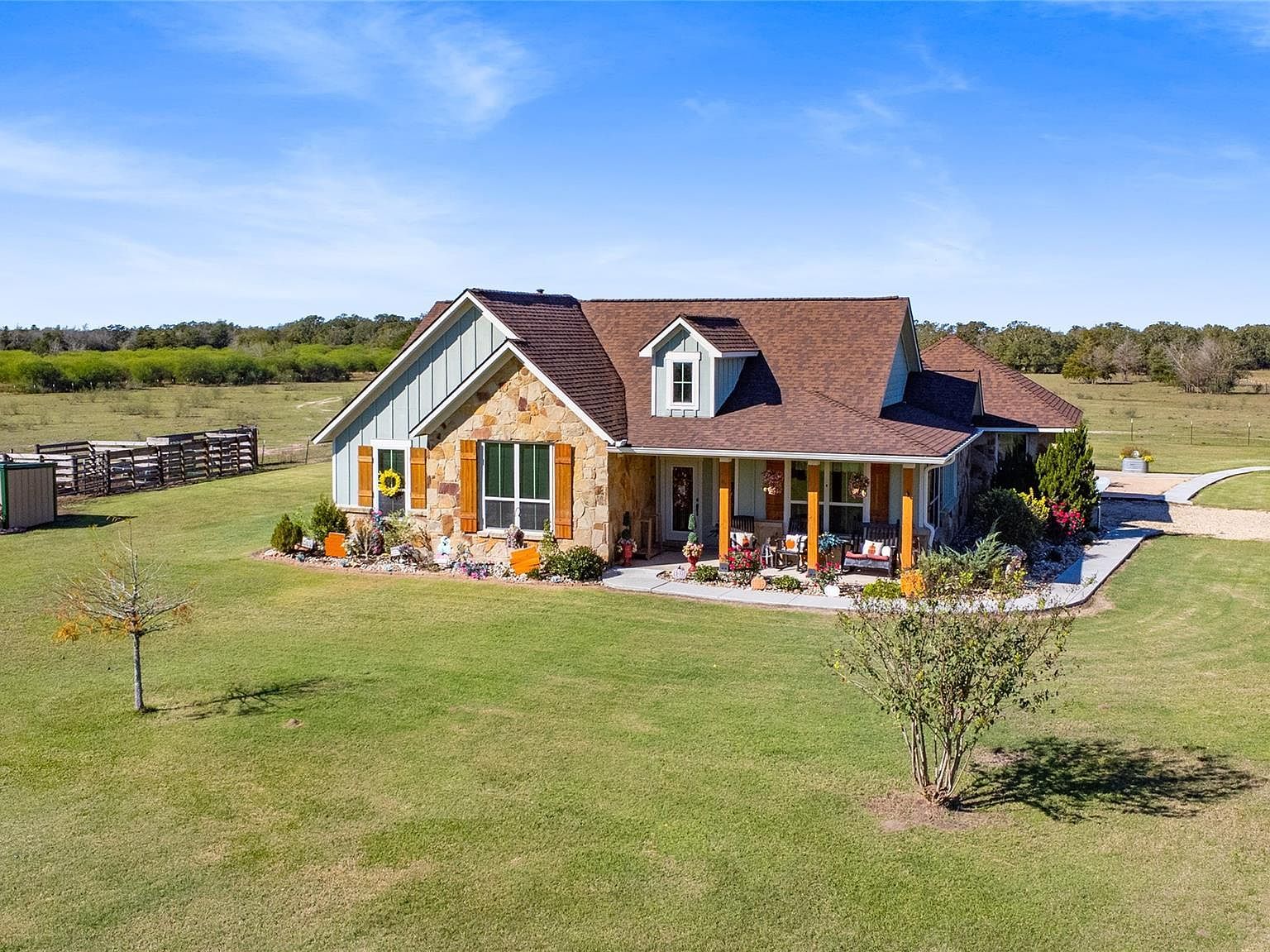 12065 Fm 1696 Rd Bedias, TX 77831 - Thumbnail 4