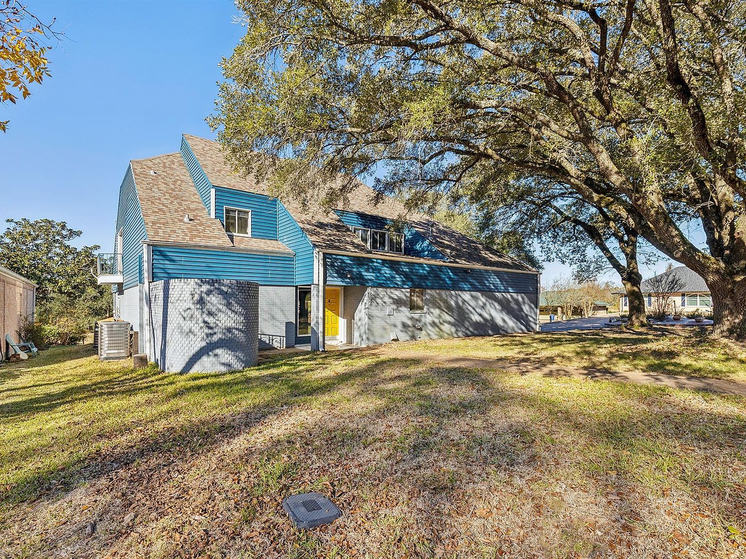 1202 Green Briar Dr Huntsville, TX 77340 - Thumbnail 4