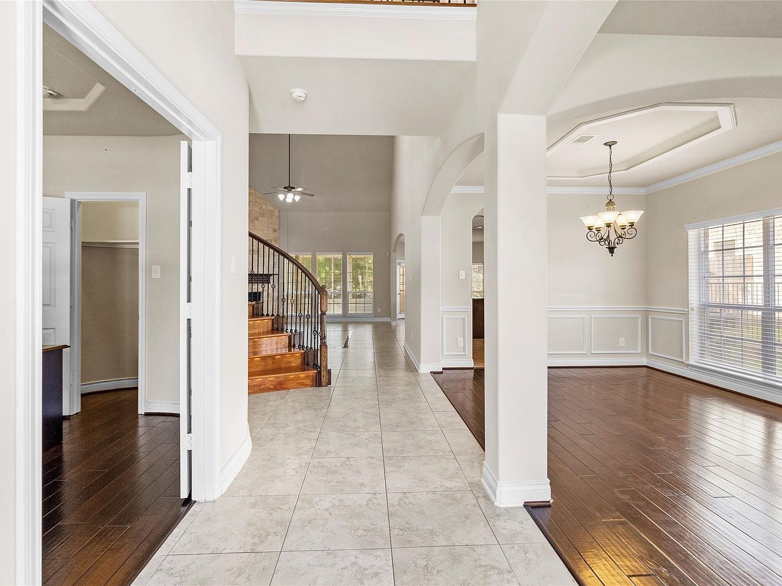 2446 W Bramlet Dr Conroe, TX 77304 - Thumbnail 4