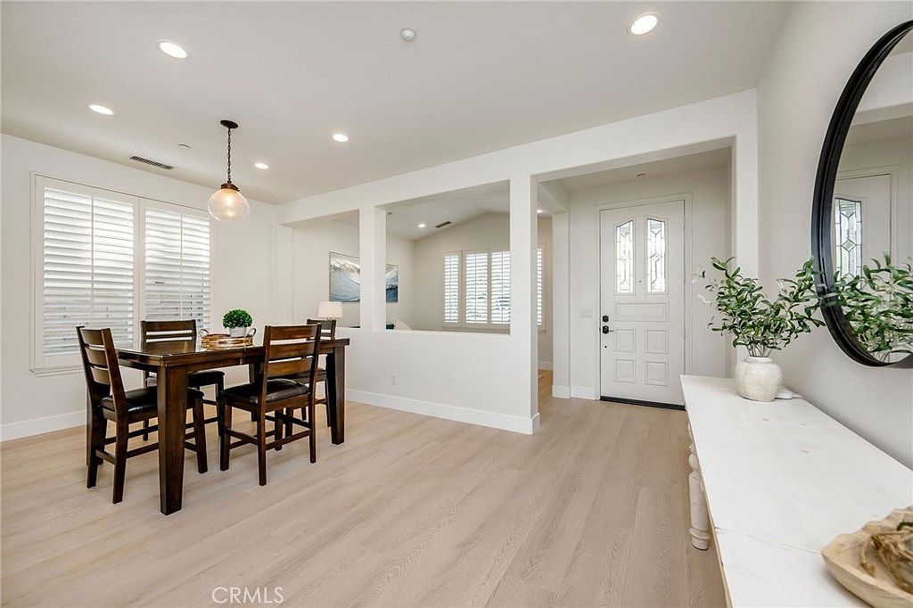 1204 Vista Jardin San Clemente, CA 92673 - Thumbnail 4