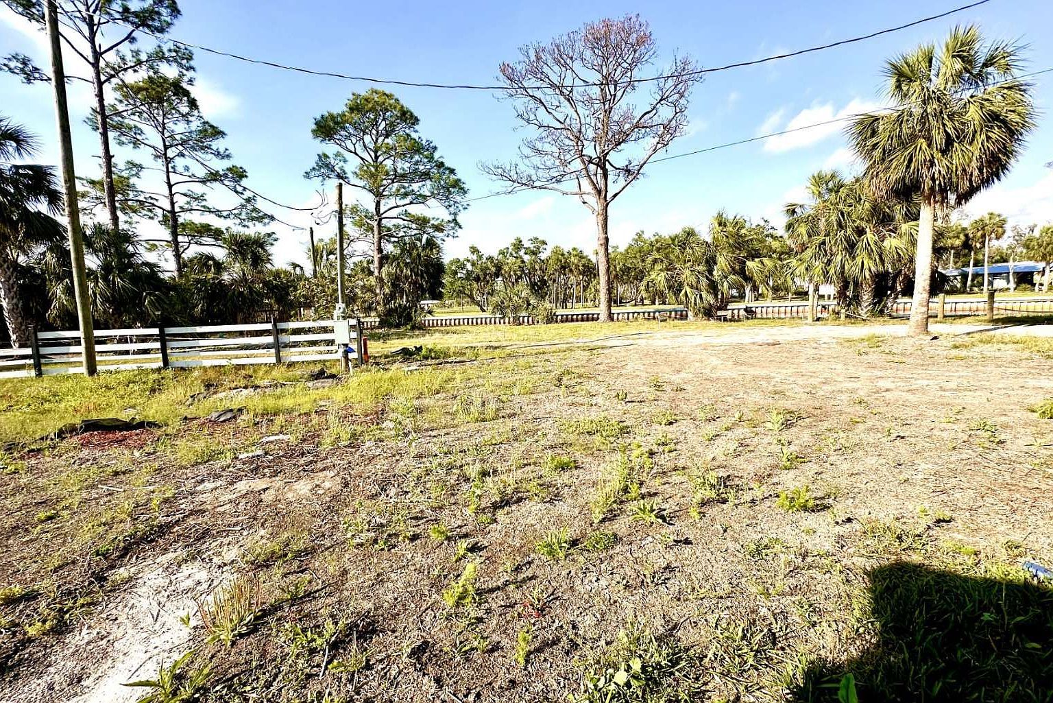 77 SE 217th St Suwannee, FL 32692 - Thumbnail 4