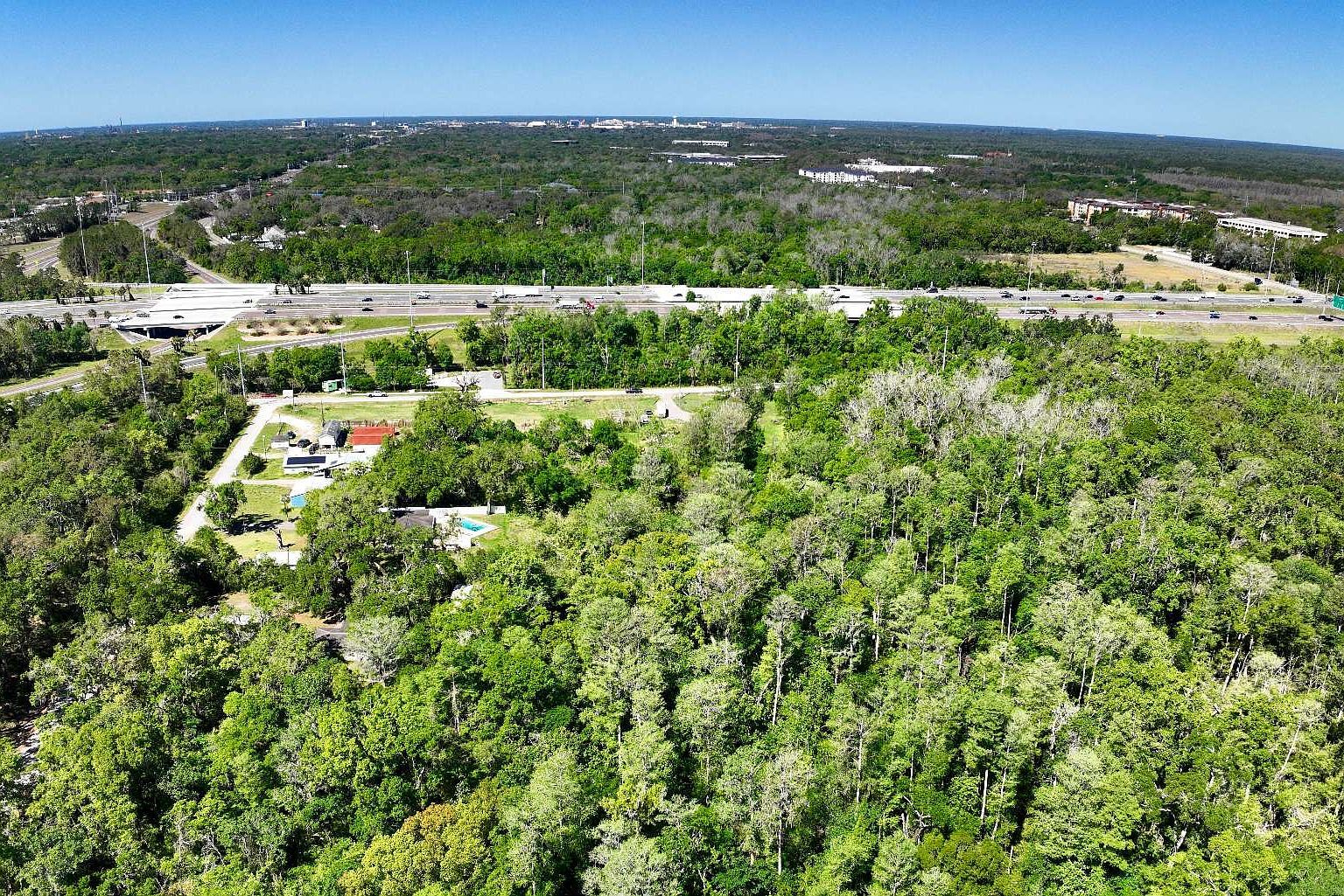 9014 E 122nd Ave Tampa, FL 33637 - Thumbnail 4