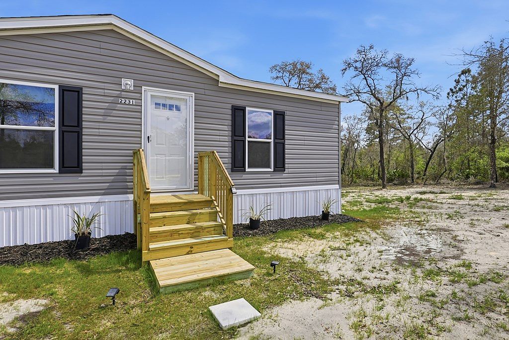 2231 SE 132nd Ct Morriston, FL 32668 - Thumbnail 4