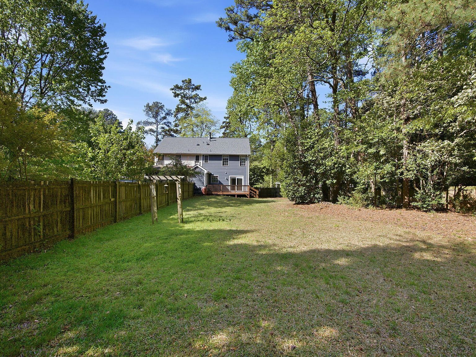 6018 Applewood Ln Raleigh, NC 27609 - Thumbnail 4