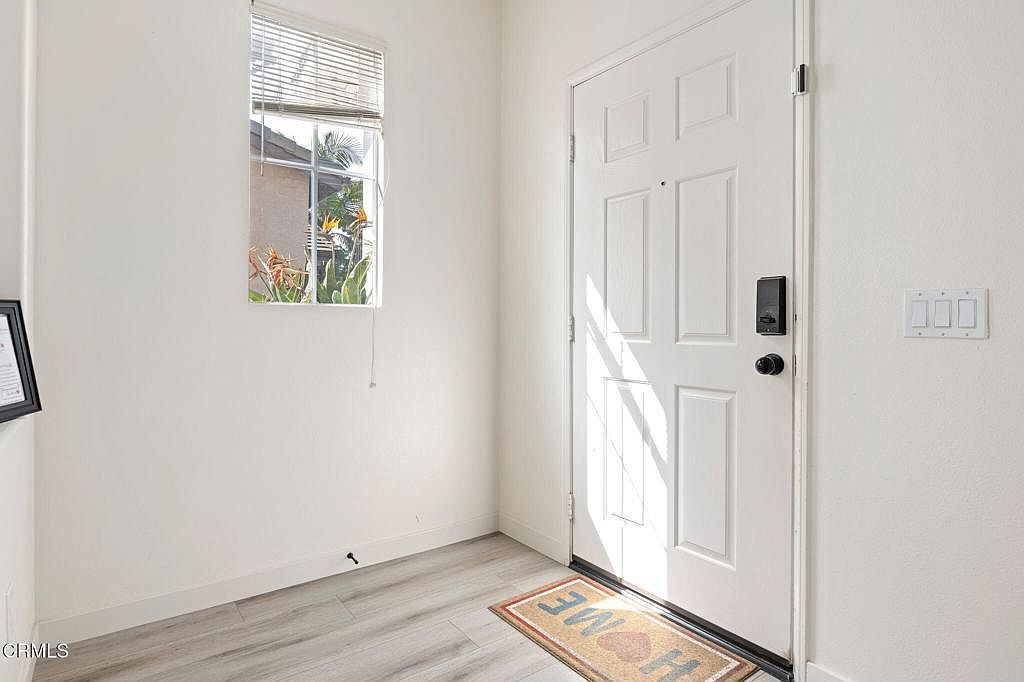 1842 Sonata Dr Oxnard, CA 93030 - Thumbnail 4