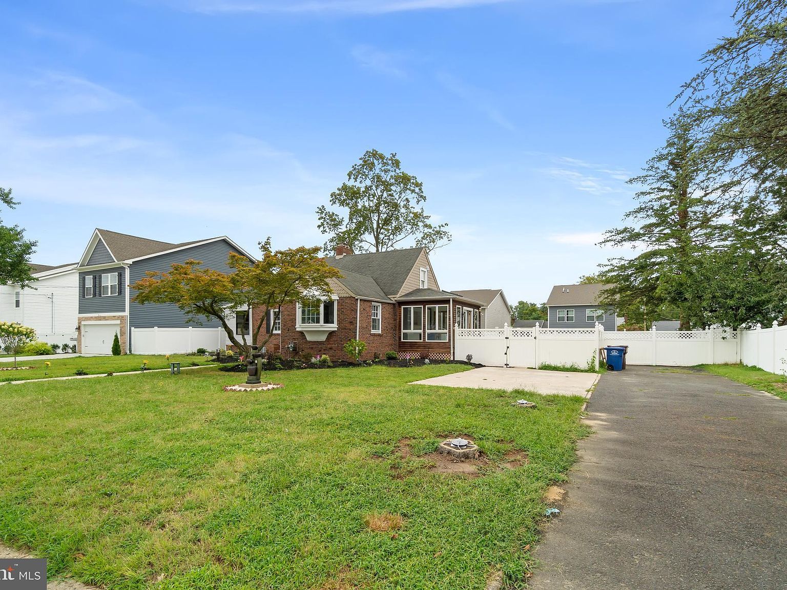 910 S Fairview St Riverside, NJ 08075 - Thumbnail 4