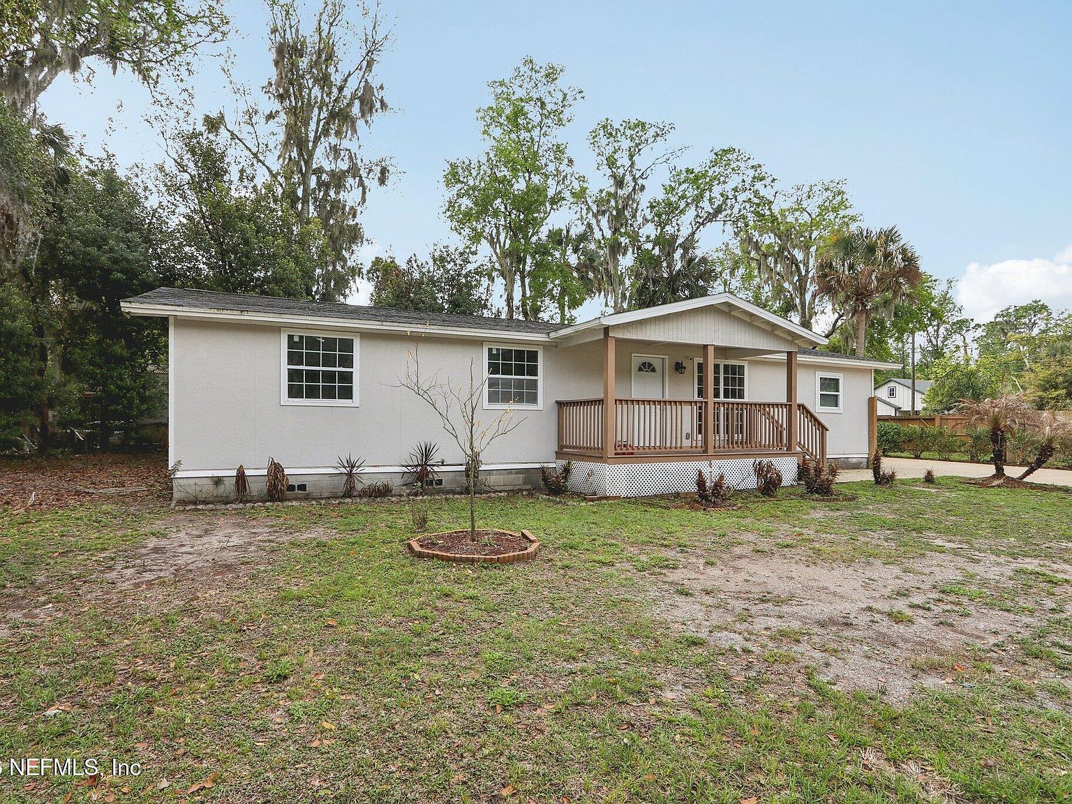 519 Walburg St Green Cove Springs, FL 32043 - Thumbnail 4