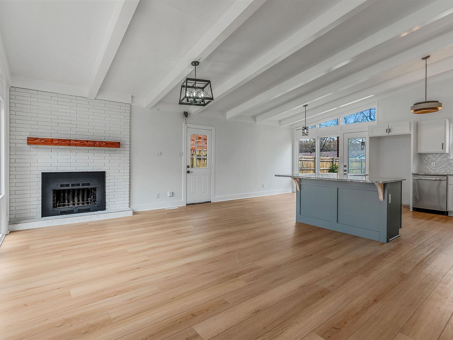 4600 Rosemont Dr N Little Rock, AR 72116 - Thumbnail 4