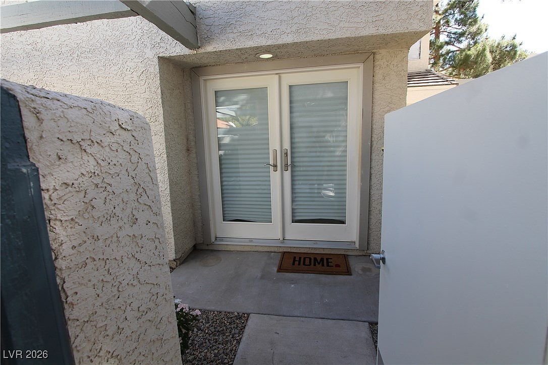 2748 Lodestone Dr Las Vegas, NV 89117 - Thumbnail 4