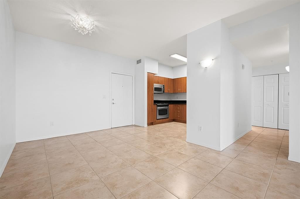 233 S Federal Hwy APT 515 Boca Raton, FL 33432 - Thumbnail 4