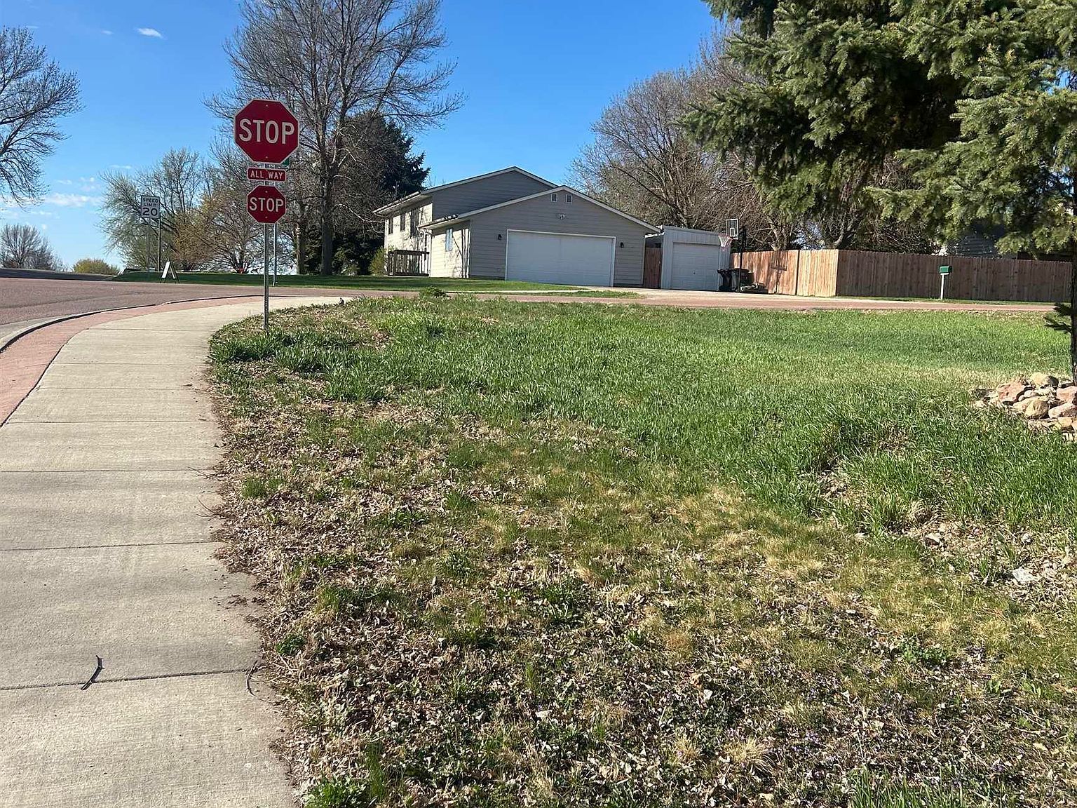 101 Main Ave Garretson, SD 57030 - Thumbnail 4