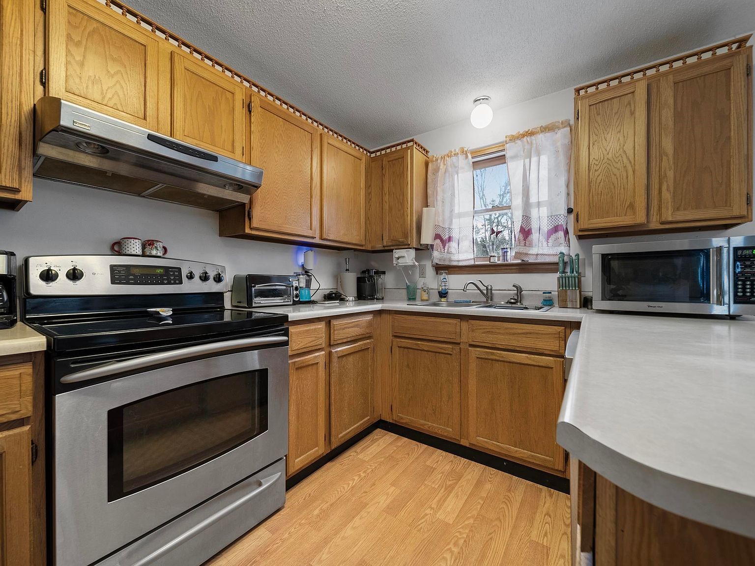 93 Queen St Boscawen, NH 03303 - Thumbnail 4