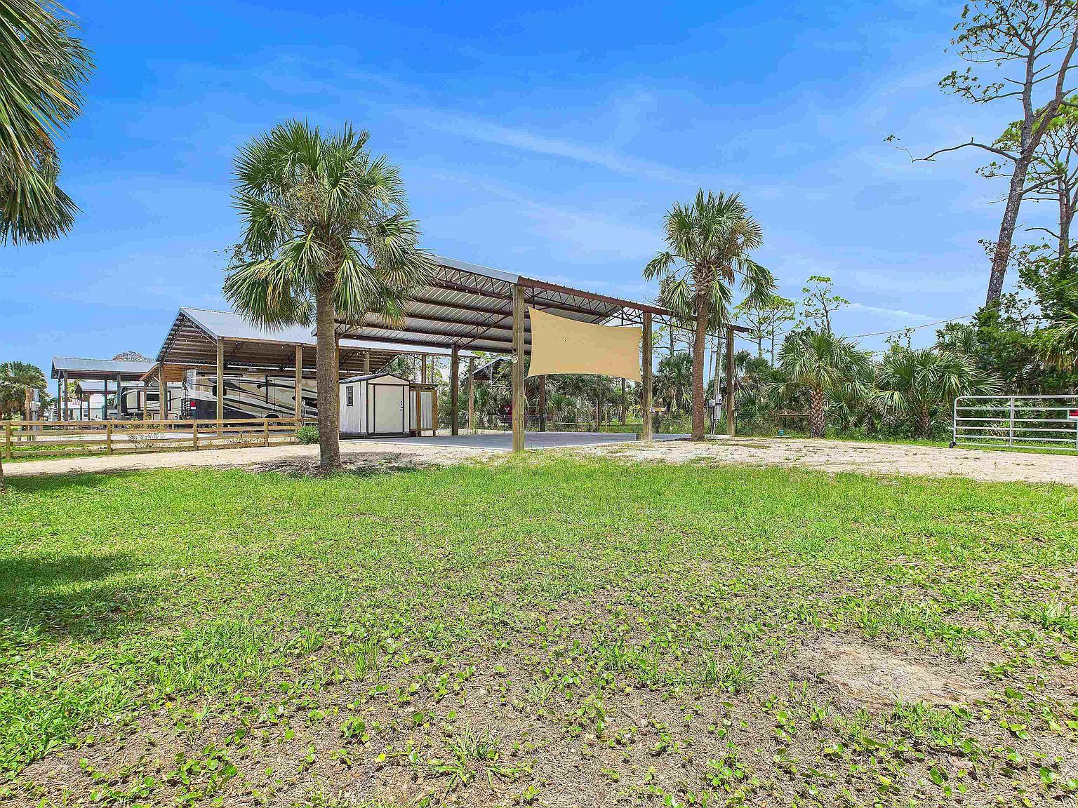 350 Cedar Island Rd Perry, FL 32348 - Thumbnail 4