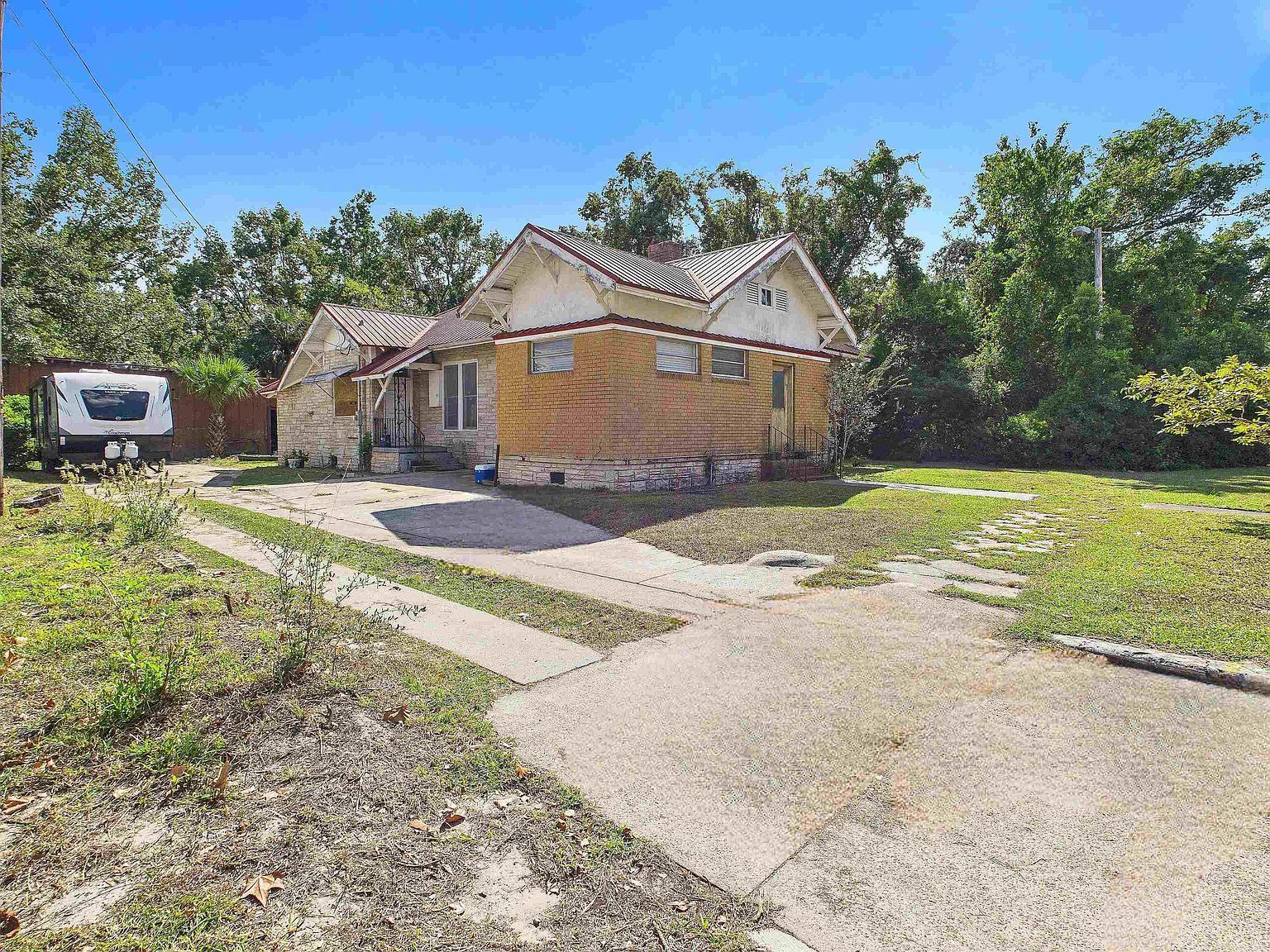 611 W Green St Perry, FL 32347 - Thumbnail 4