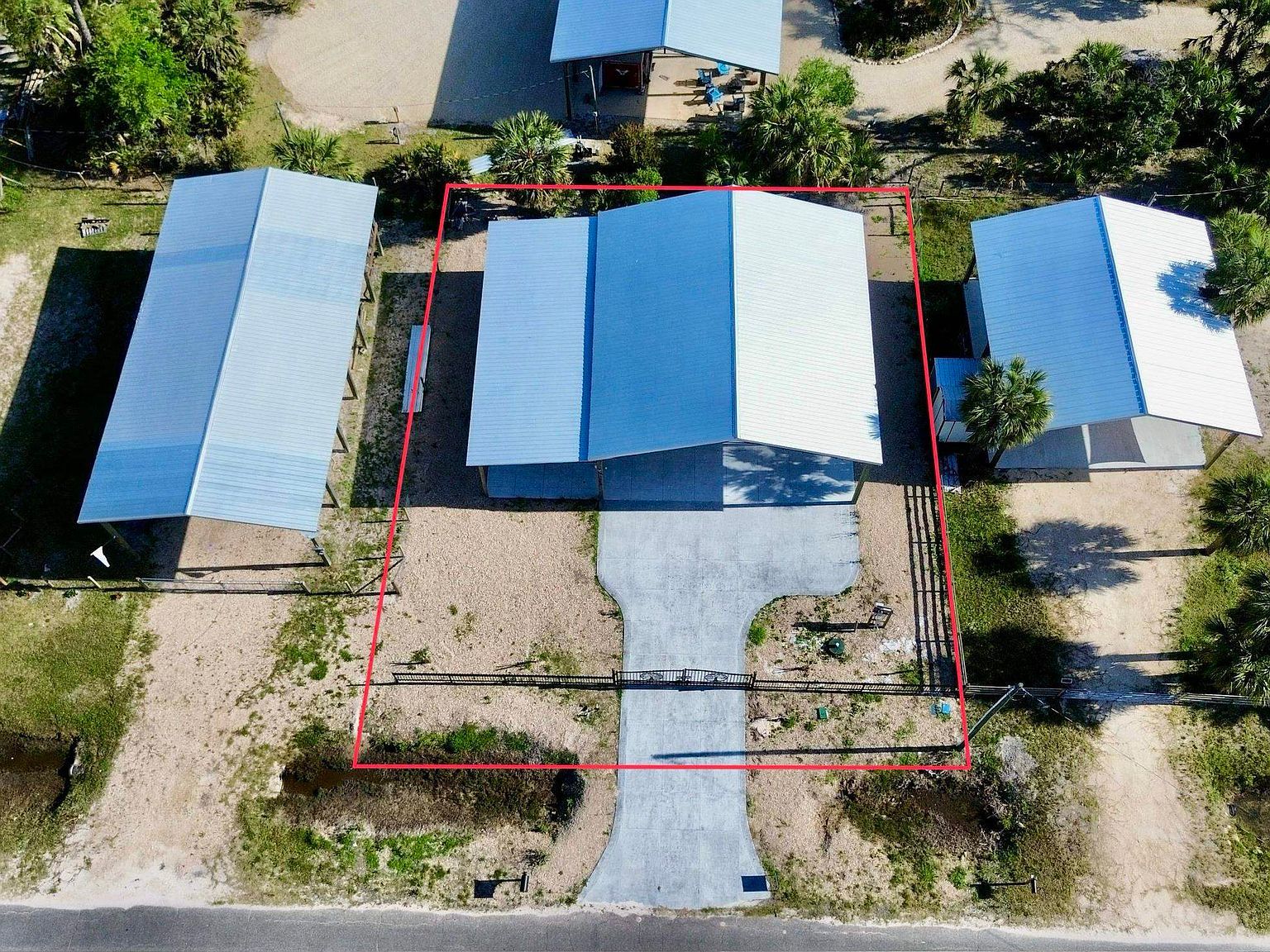 348 Cedar Island Rd Perry, FL 32348 - Thumbnail 4