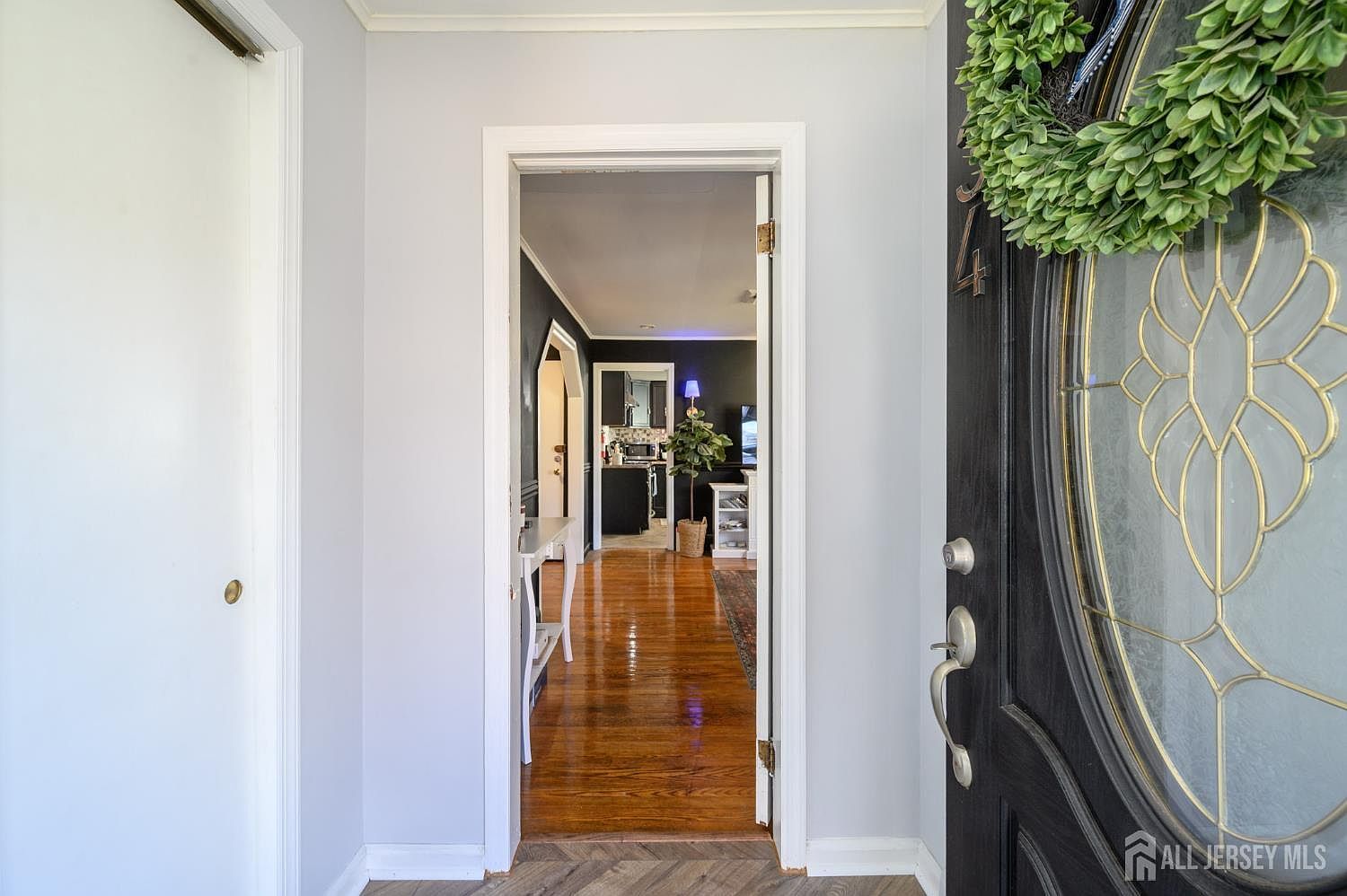 34 N Juliet St Iselin, NJ 08830 - Thumbnail 4