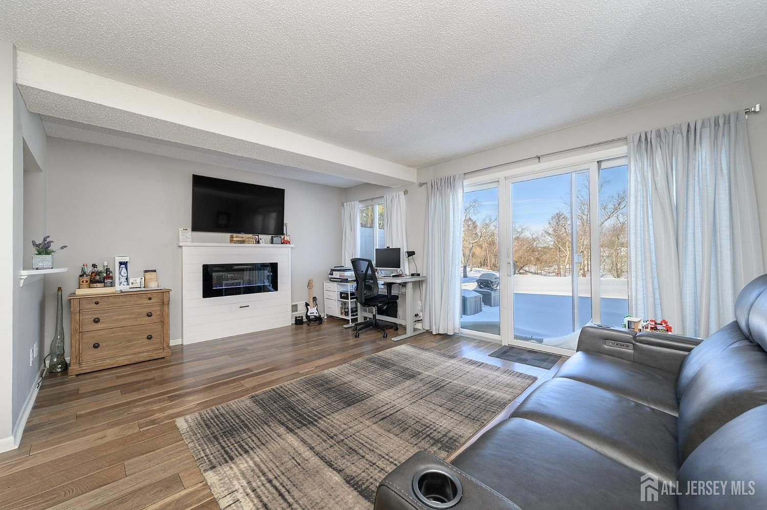 17 Inwood Ter Freehold, NJ 07728 - Thumbnail 4