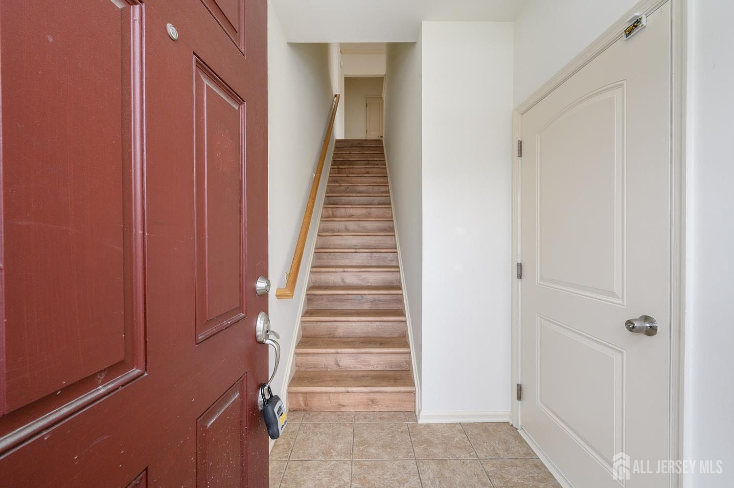 361 Lehigh Ave Perth Amboy, NJ 08861 - Thumbnail 4