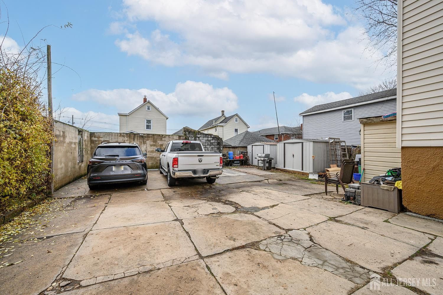 374 Delavan St New Brunswick, NJ 08901 - Thumbnail 4