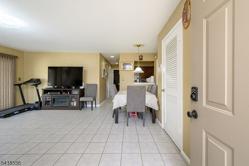 235 Dakota St Paterson, NJ 07503 - Thumbnail 4