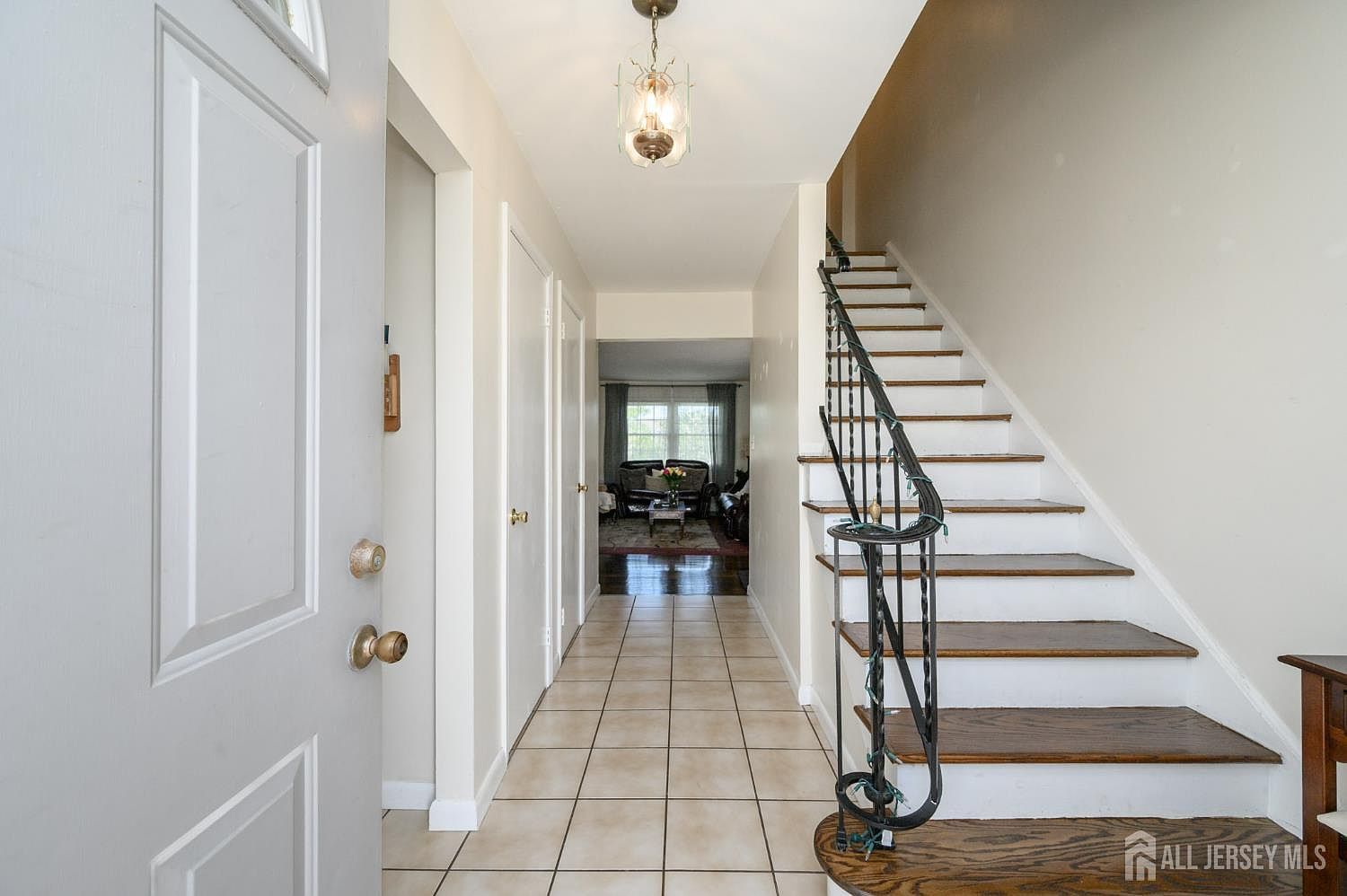 4 Cardinal Ln APT 1 Hillsborough, NJ 08844 - Thumbnail 4