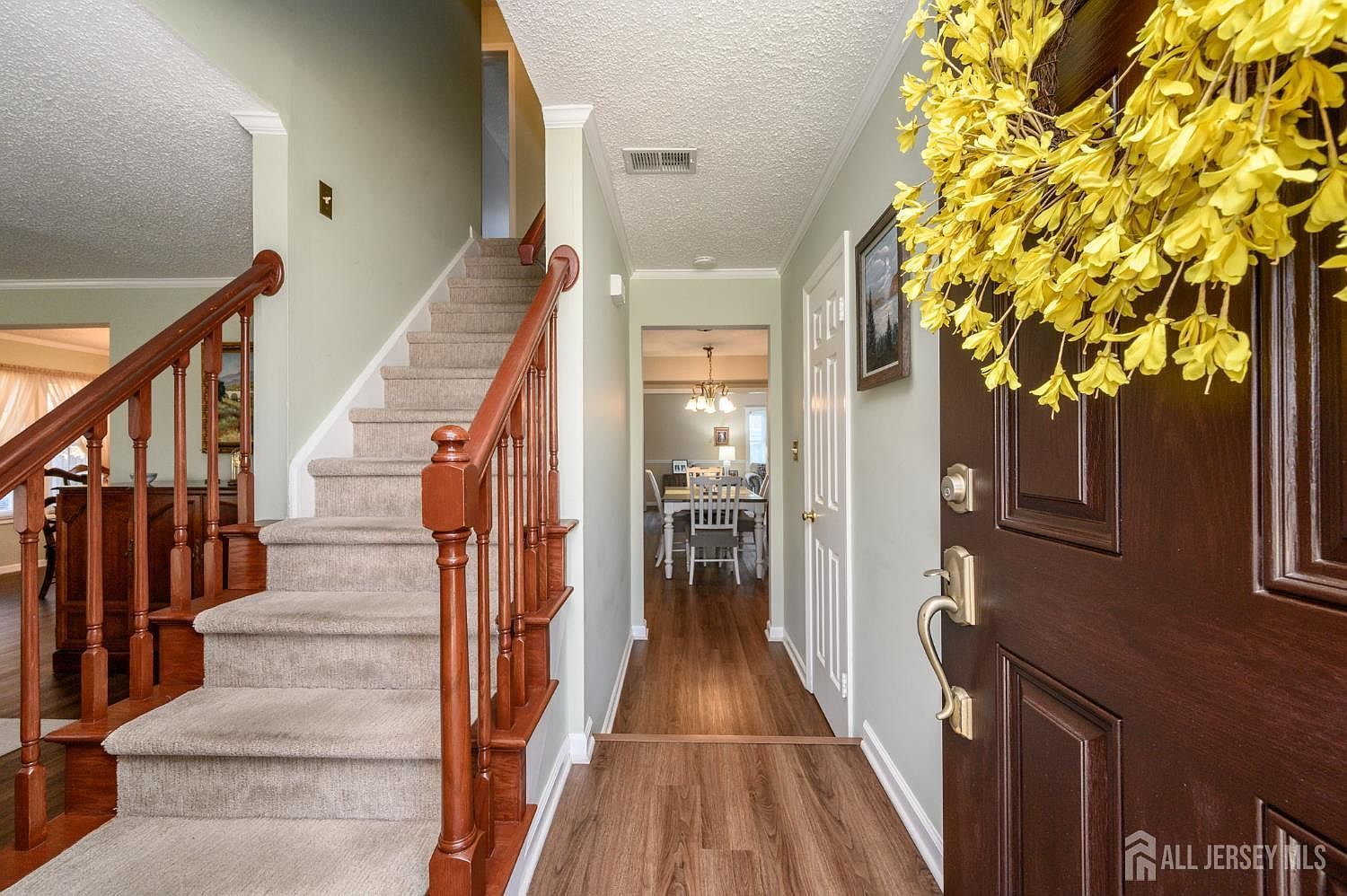 109 Concord Cir Howell, NJ 07731 - Thumbnail 4