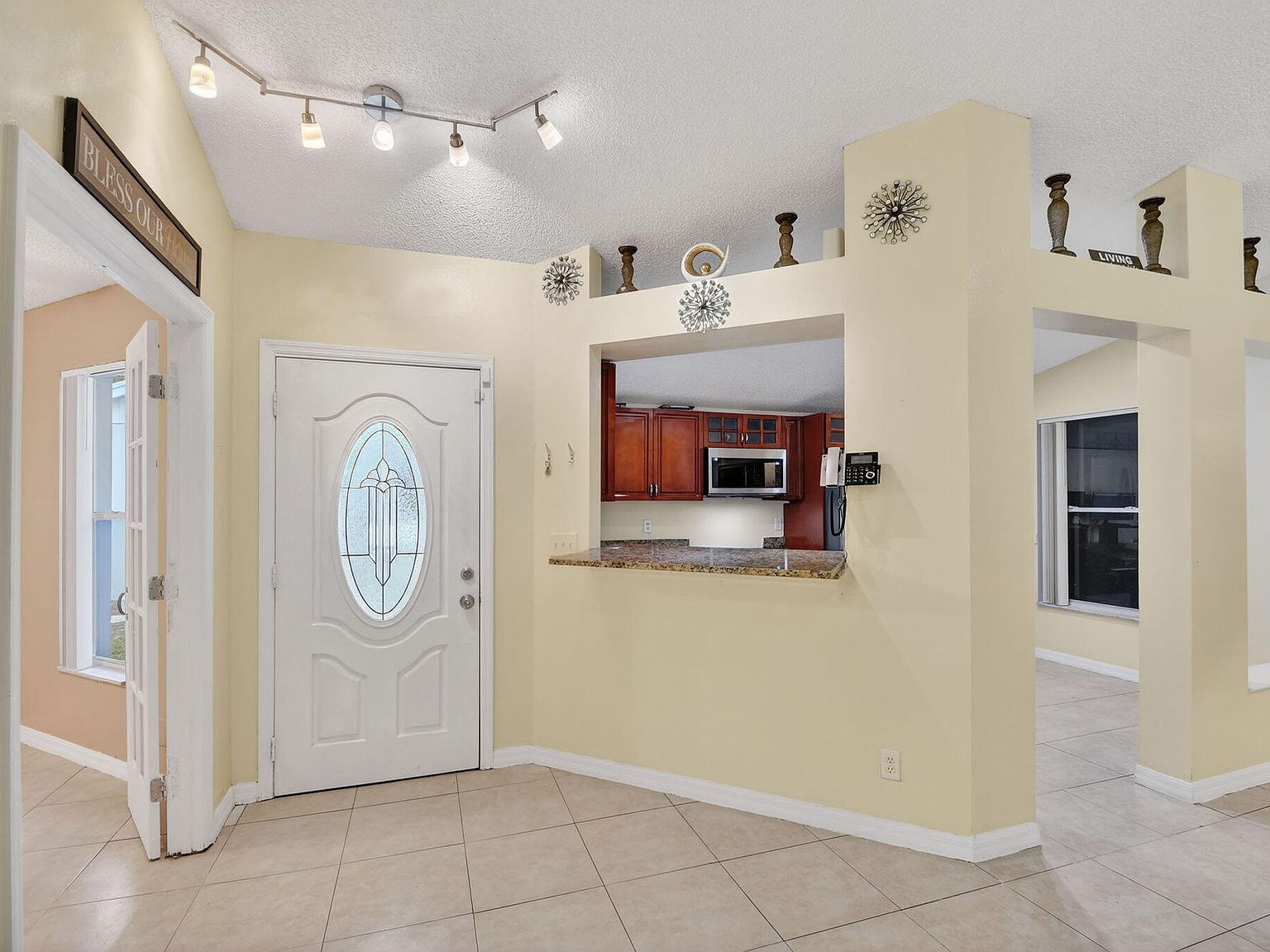 5221 Arbor Glen Cir Lake Worth, FL 33463 - Thumbnail 4