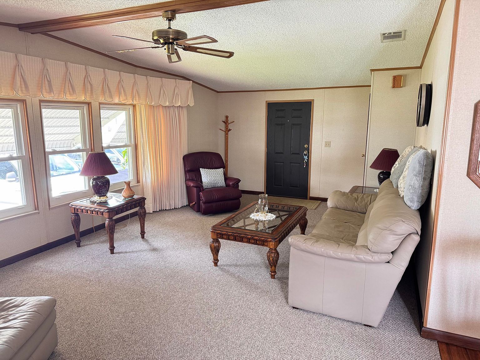 493 Hemingway Ter Fort Pierce, FL 34982 - Thumbnail 4