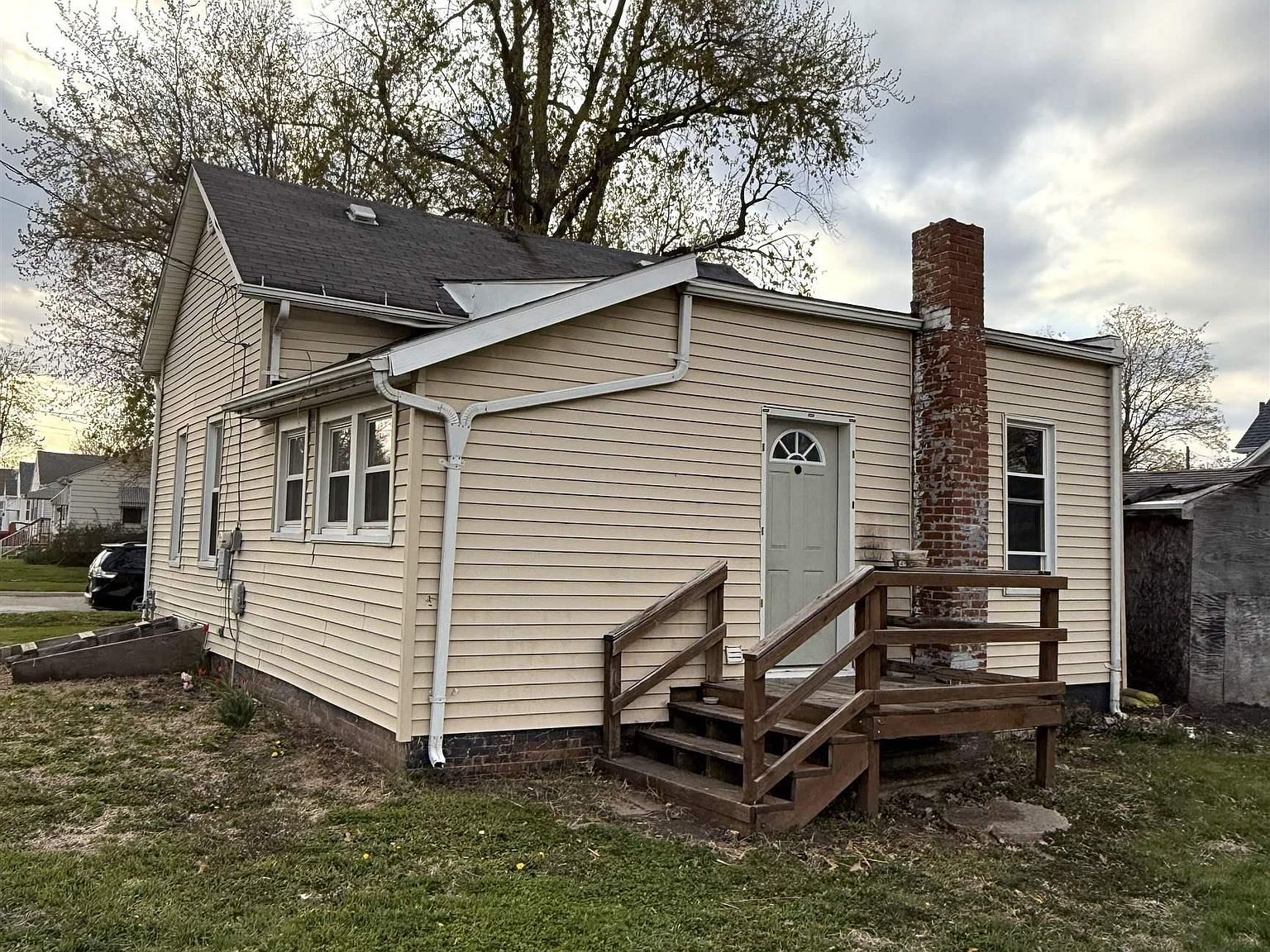 5 N 8th Ave Canton, IL 61520 - Thumbnail 4