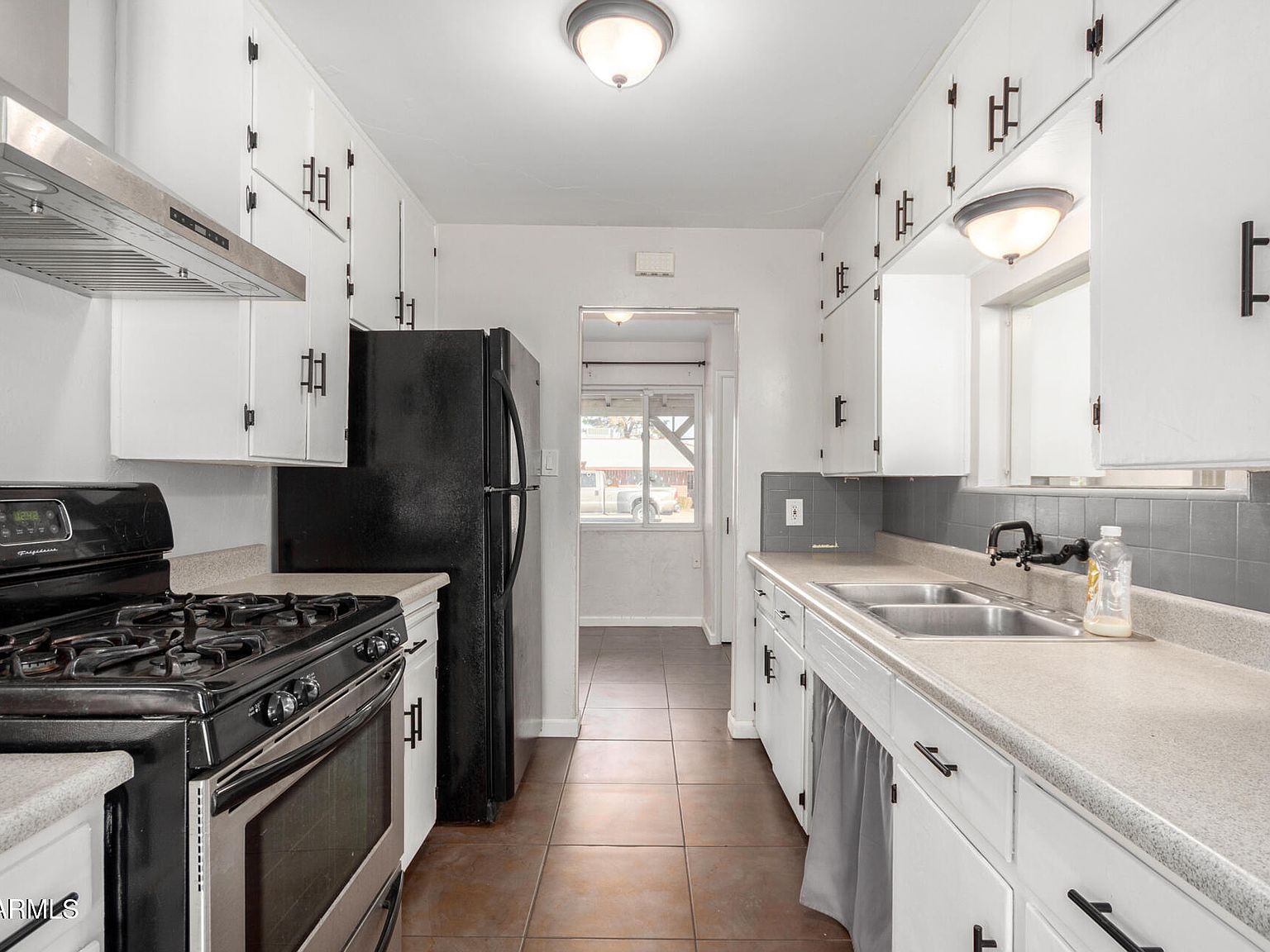 1061 W 5th St Mesa, AZ 85201 - Thumbnail 4