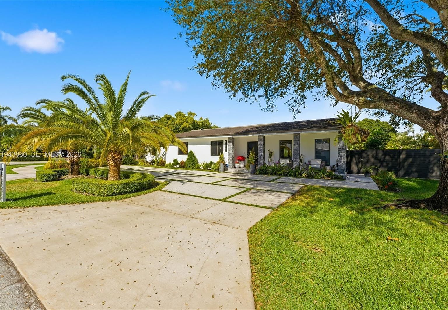 8625 SW 147th St Palmetto Bay, FL 33158 - Thumbnail 4