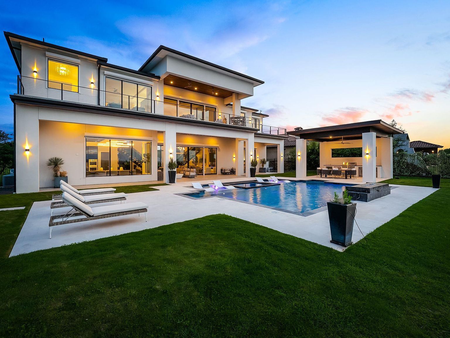 912 Watercliffe Dr Lago Vista, TX 78645 - Thumbnail 4