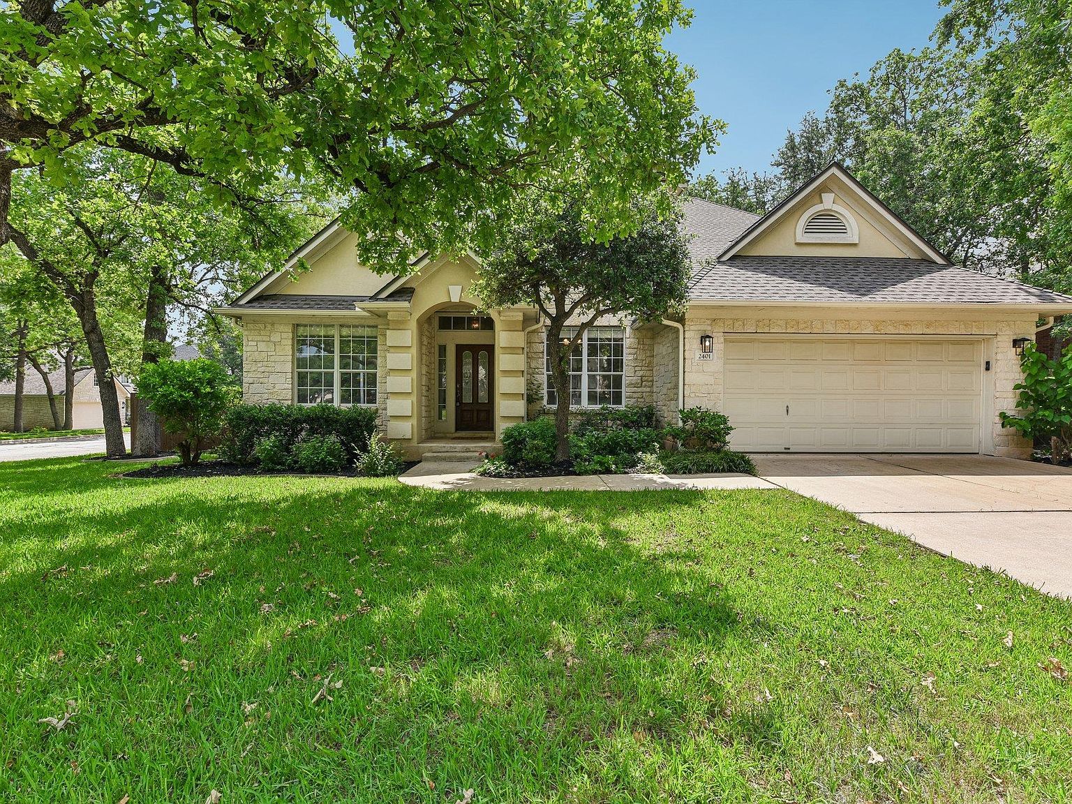 2401 Berwick Cv Round Rock, TX 78681 - Thumbnail 4