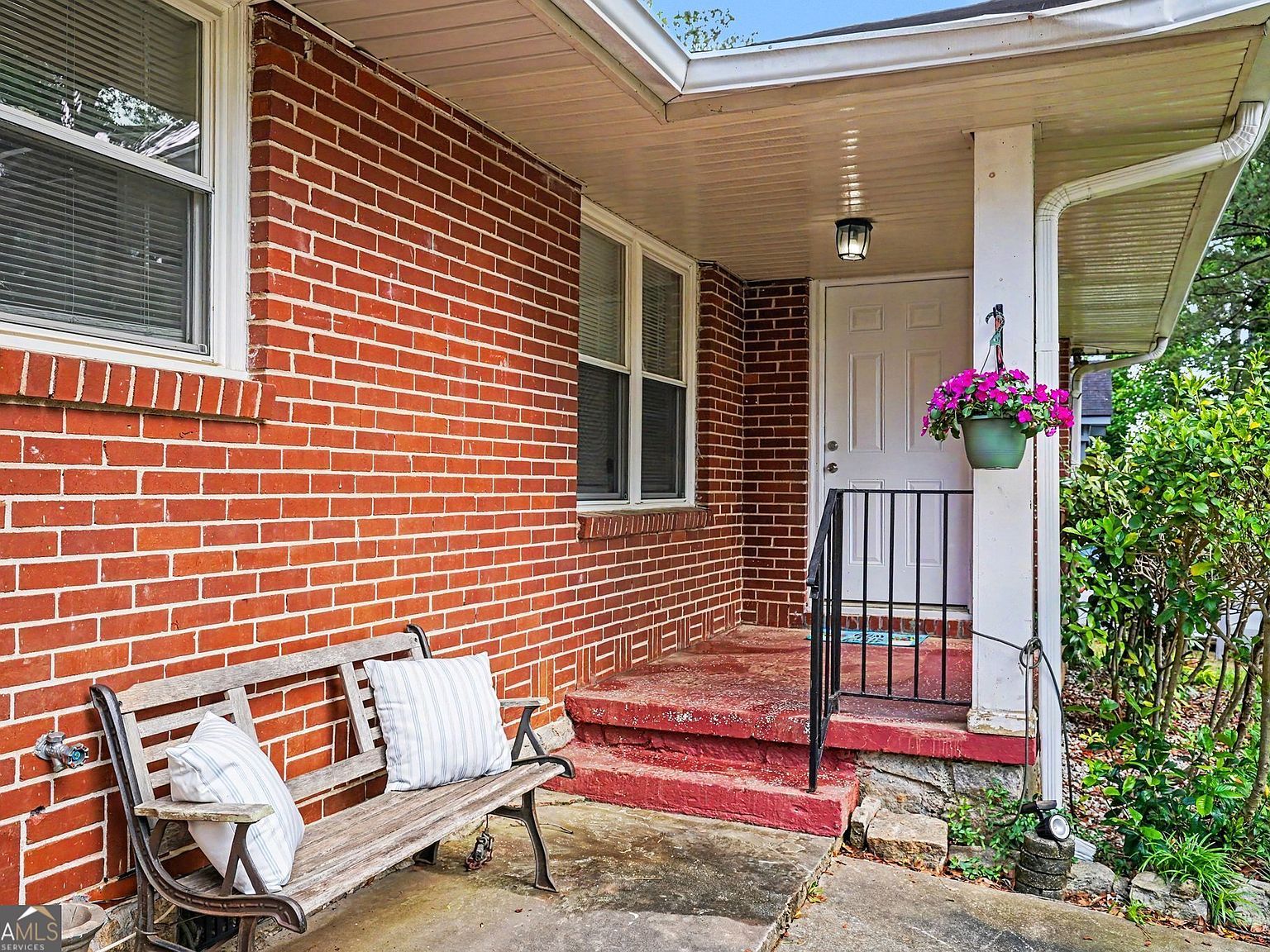 1950 Glendale Dr Decatur, GA 30032 - Thumbnail 4